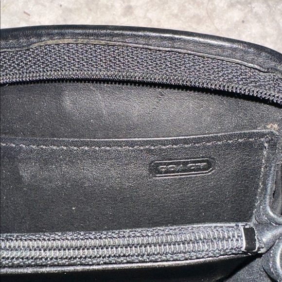 Coach Vintage 90s Zip Around Leather Coin Purse Wallet - Picture 8 of 13